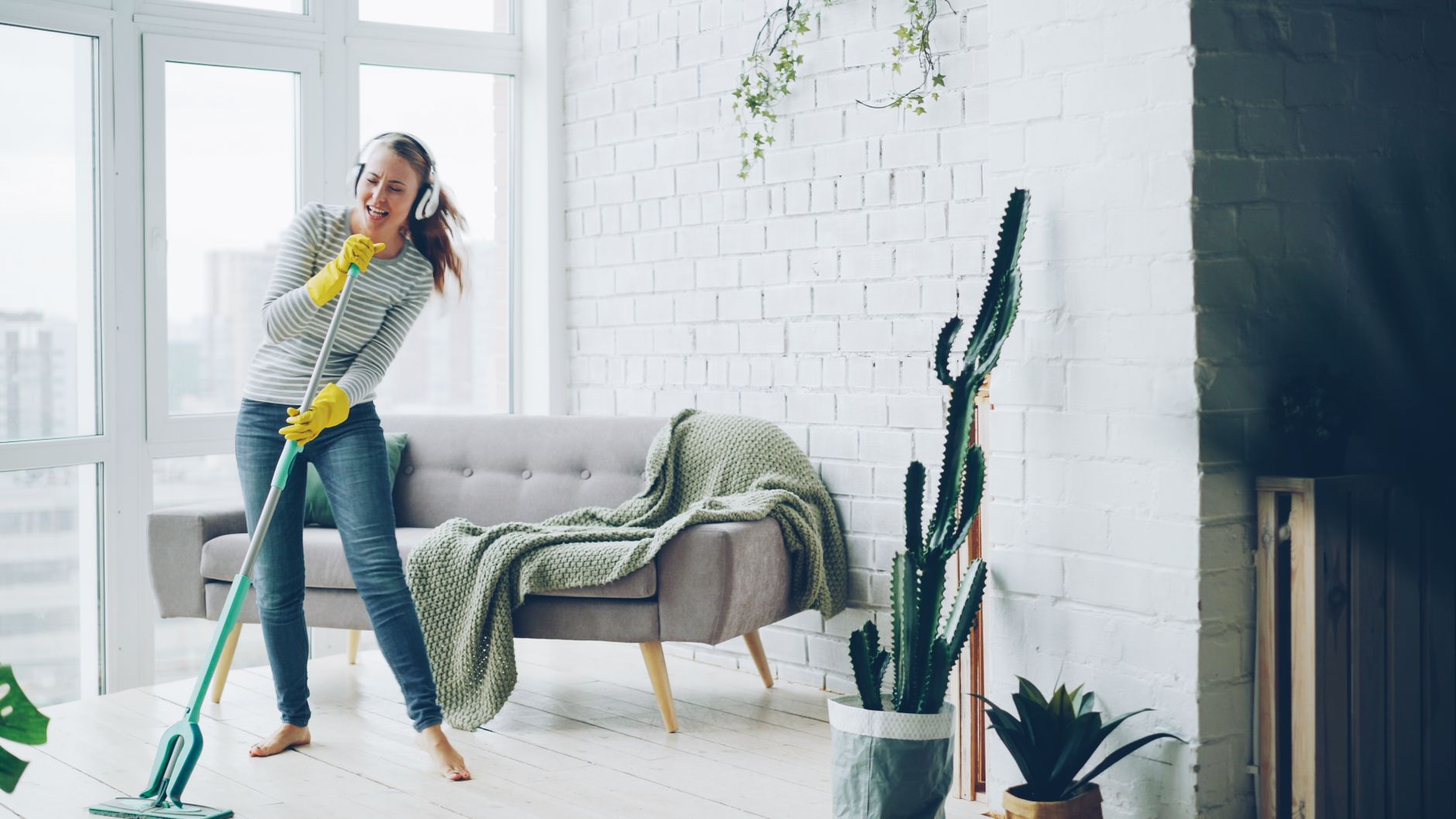 A ceiling fan is the cheapest 4 degrees you'll ever buy