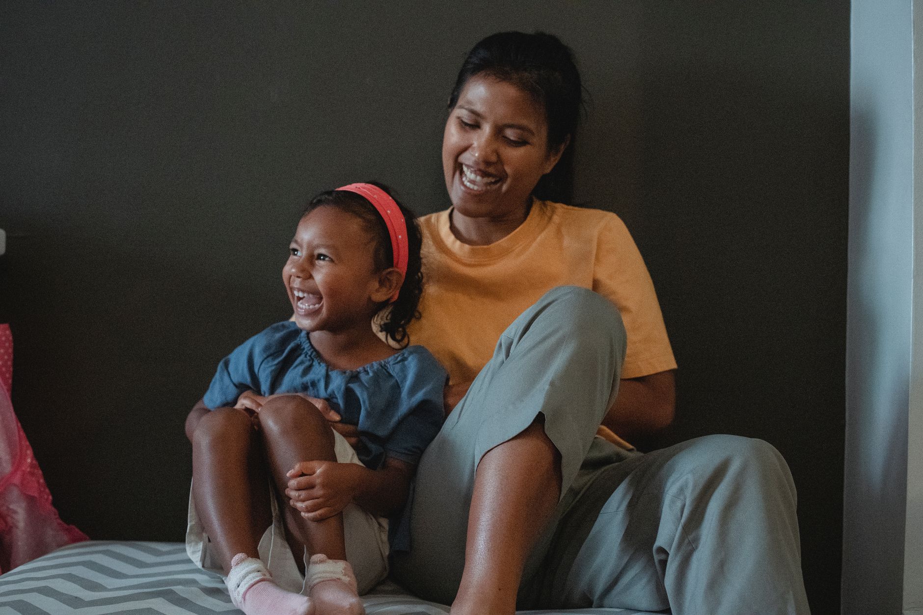 The Mother’s Day Photo Your Mom Is Missing: 20 Minutes, a Timer, and 120 Frames